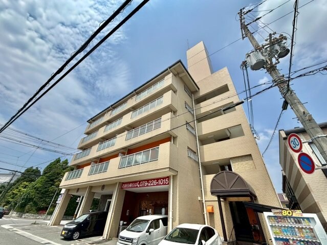 ピュア東姫路の物件外観写真