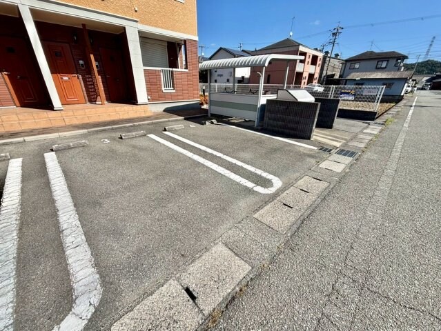 エレガンス・ヴィラAの物件外観写真