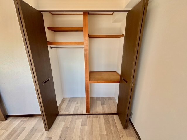 グランドヴュー島本の物件内観写真