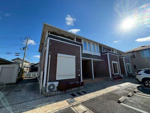 サニーヴィレッジの物件外観写真