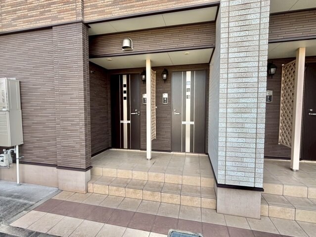 エテルナの物件外観写真