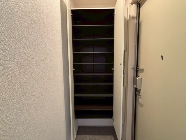 プリムローズ・佳音の物件内観写真