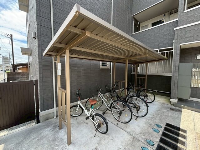 プリムローズ・佳音の物件内観写真