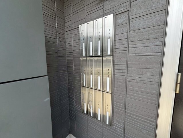 プリムローズ・佳音の物件内観写真