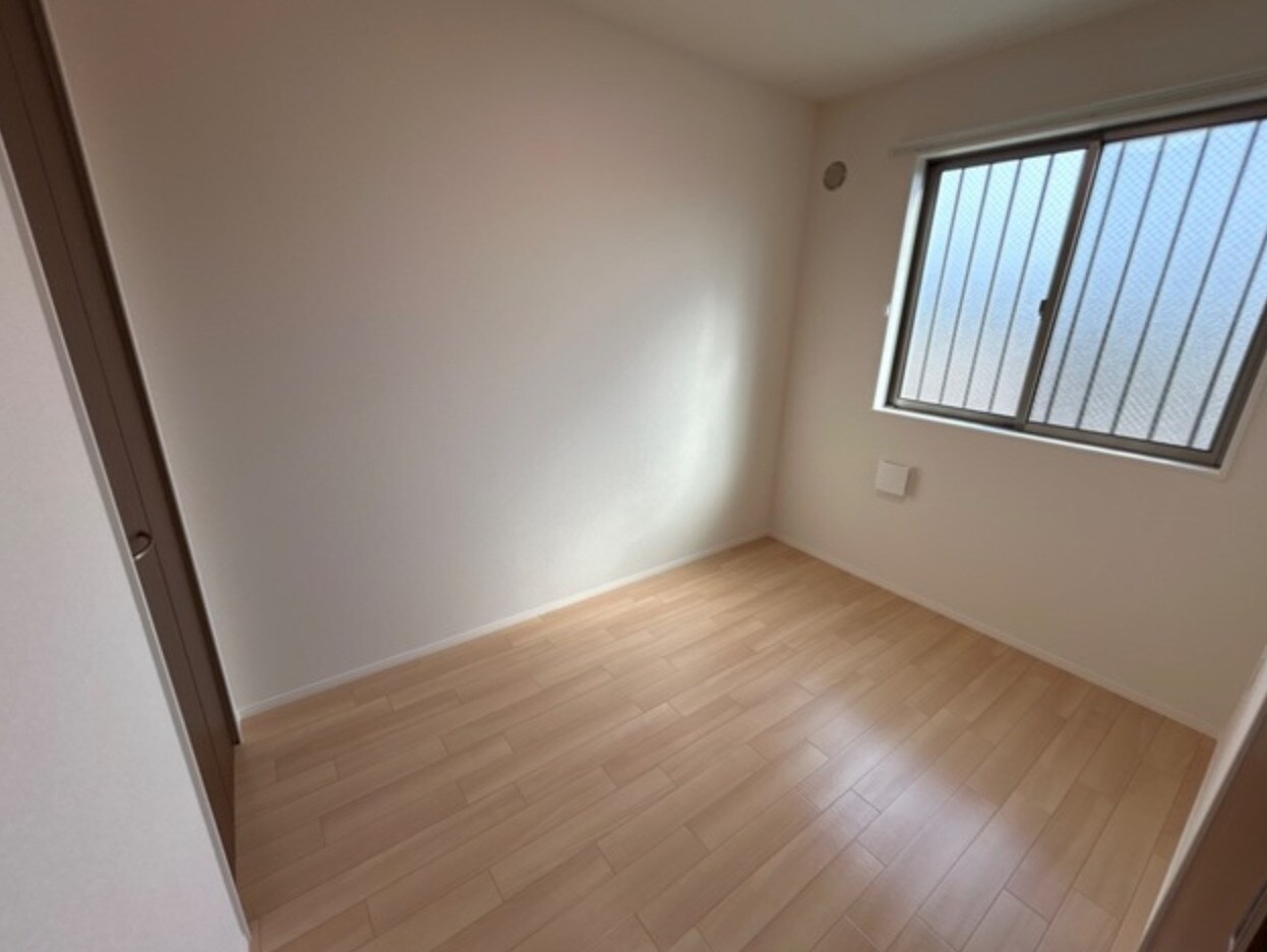 コントレイル糸引の物件内観写真