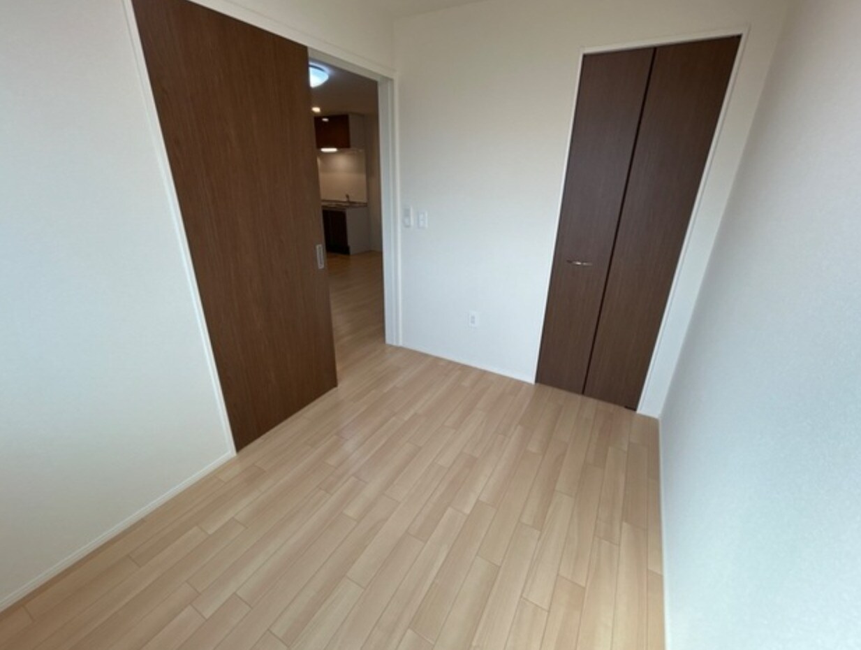 コントレイル糸引の物件内観写真