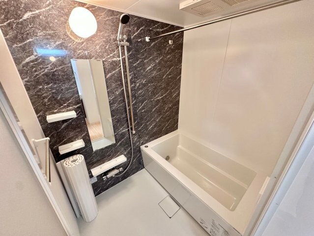 コントレイル糸引の物件内観写真