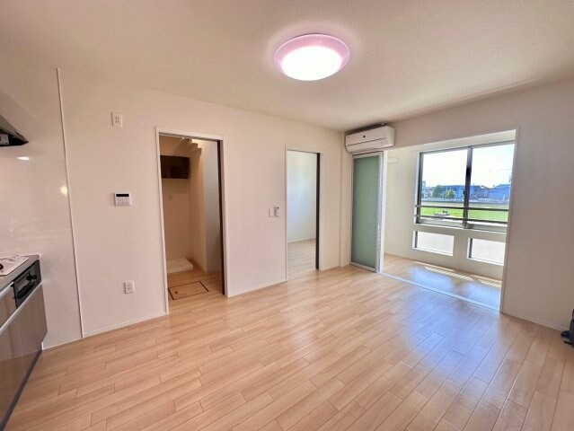 コントレイル糸引の物件内観写真