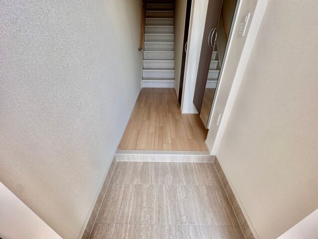 コントレイル糸引の物件内観写真