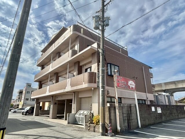 ネオクオーツ幸　弐番館の物件外観写真