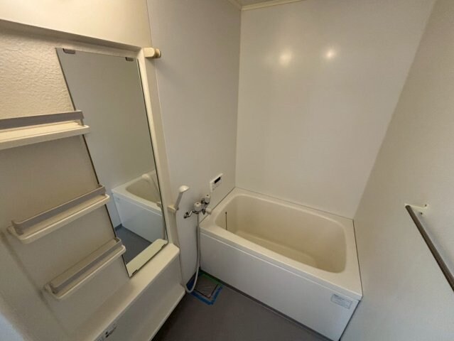 ネオクオーツ幸　弐番館の物件内観写真