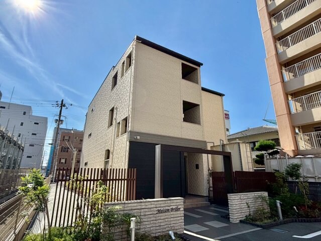 メゾンブリエの物件外観写真