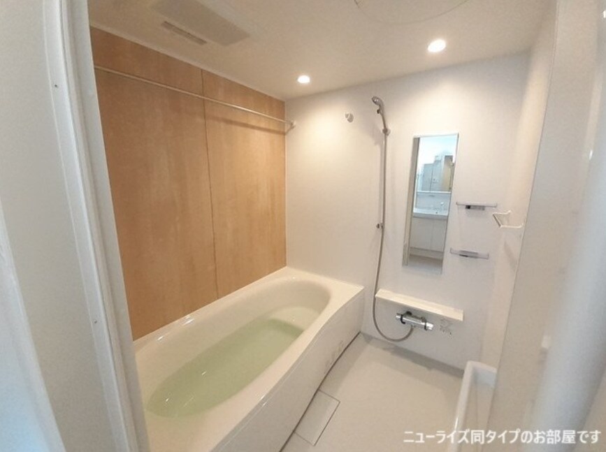 シャイニースカイの物件内観写真