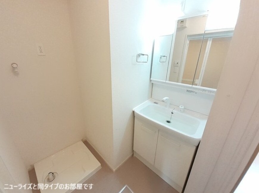 シャイニースカイの物件内観写真