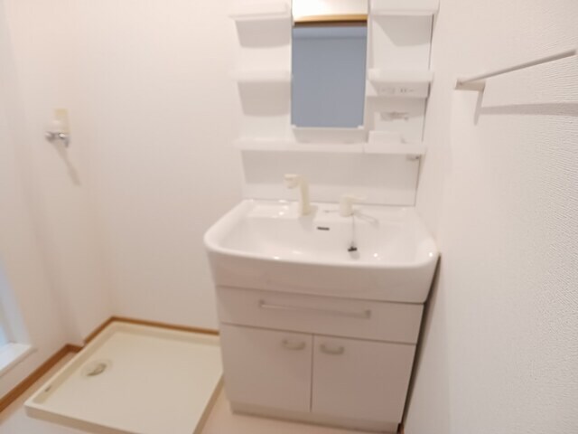 ウエスト　ウッド　アベニューの物件内観写真