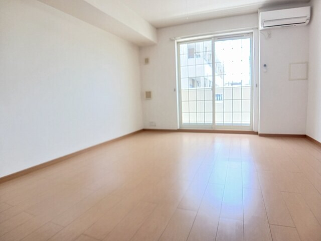 ウエスト　ウッド　アベニューの物件内観写真