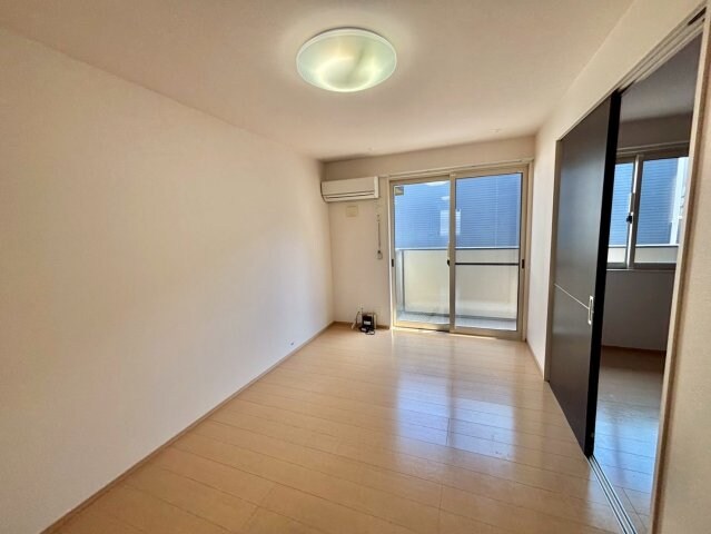 メゾンドコンフォートの物件内観写真