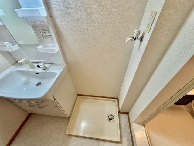 ワイズ　コンブリオの物件内観写真