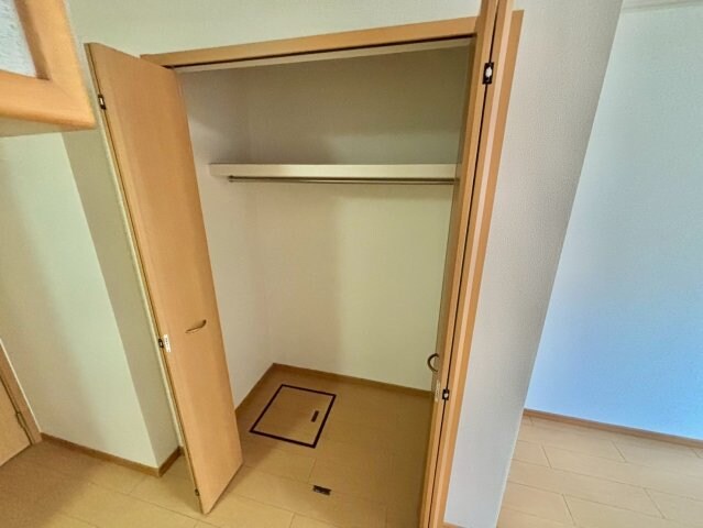 ワイズ　コンブリオの物件内観写真