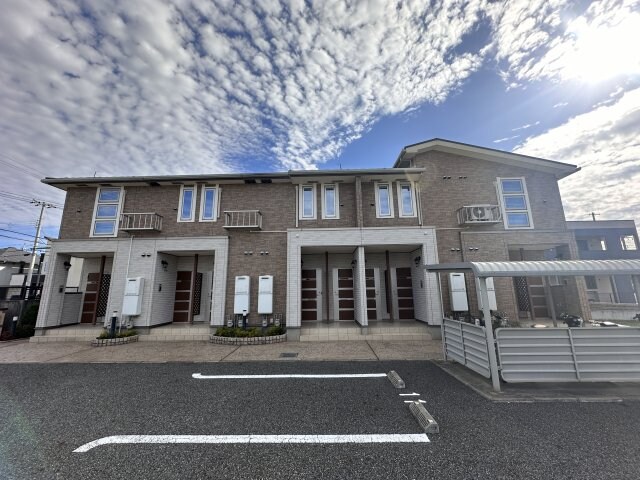 グラスランドの物件外観写真