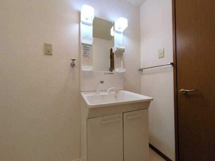 アーヴェニール憩の物件内観写真