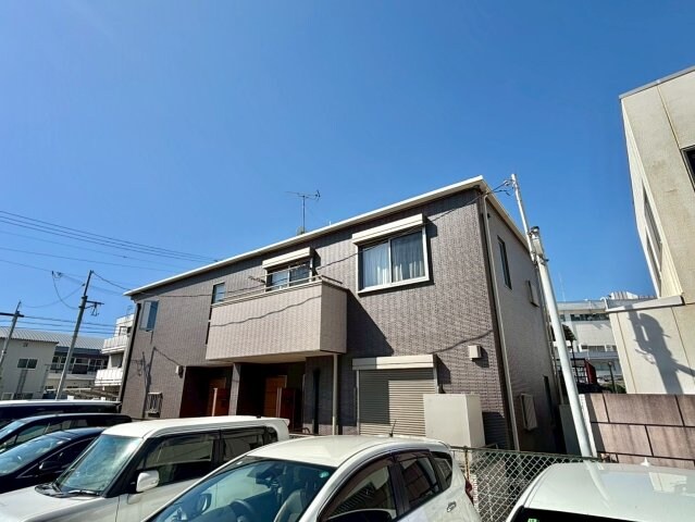 サンピースの物件外観写真