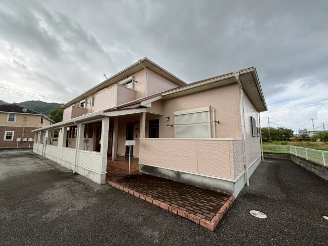 グランペール古賀の物件外観写真