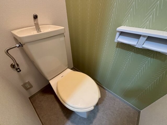 クレスト安室の物件内観写真