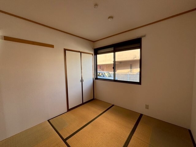 クレスト安室の物件内観写真