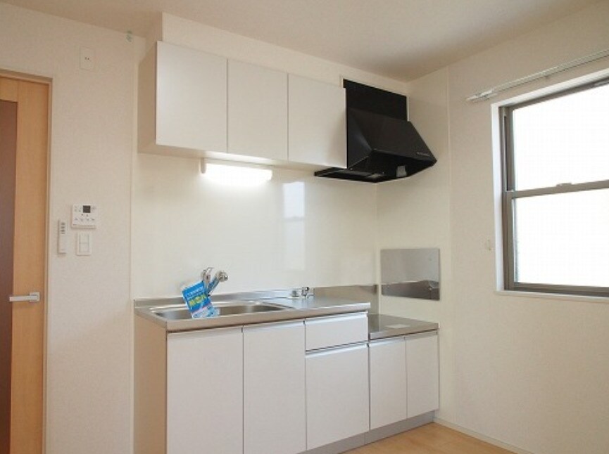 エレガンス・ベルの物件内観写真