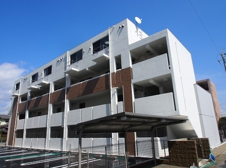 フラッツ・アイⅢの物件外観写真