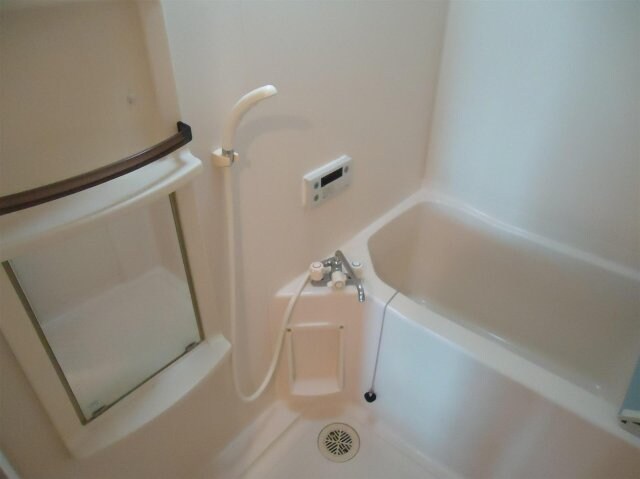 キャッスルコート東辻井の物件内観写真