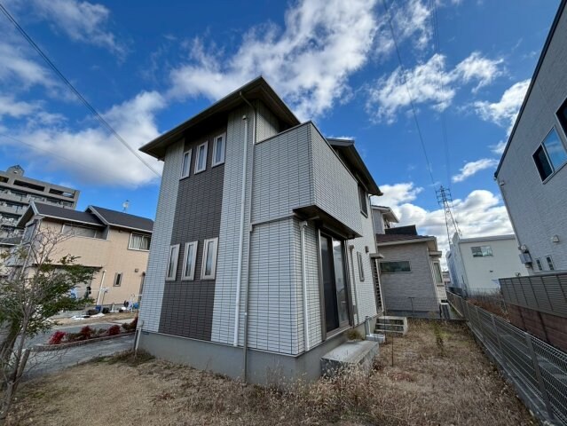 西今宿貸家Aの物件外観写真