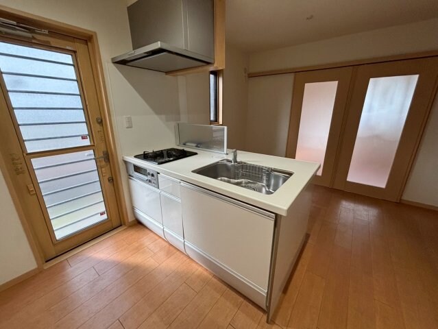 西今宿貸家Aの物件内観写真