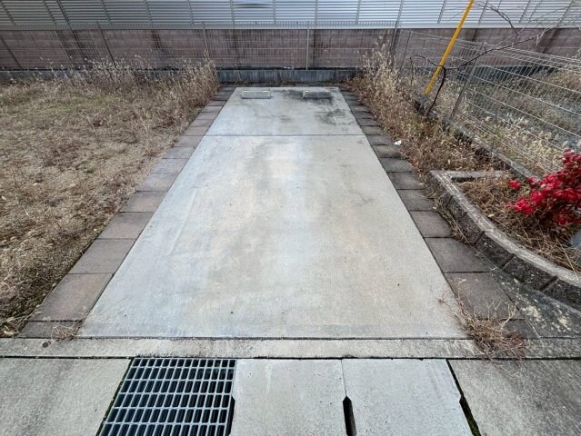 西今宿貸家Aの物件外観写真