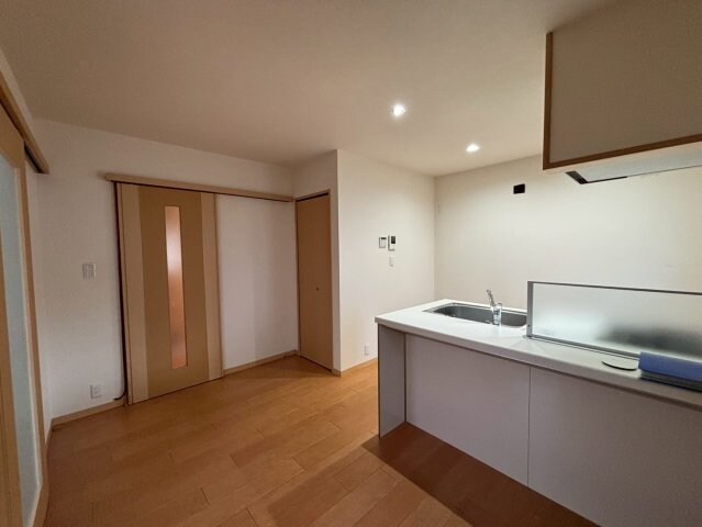 西今宿貸家Aの物件内観写真