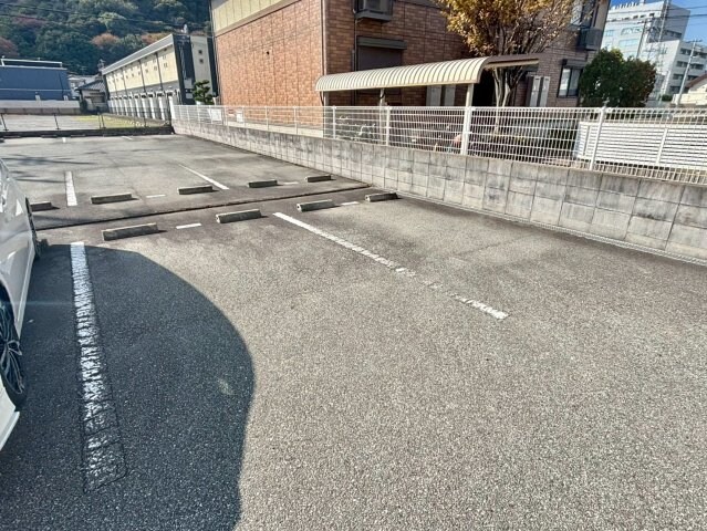 グランモア航　A棟の物件外観写真