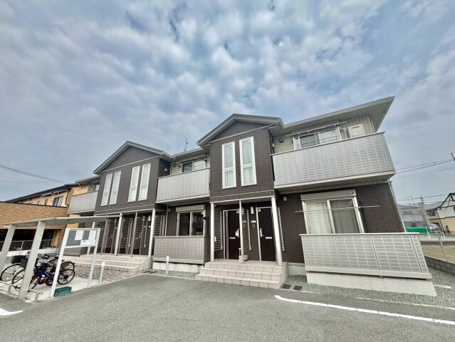 ルミエールの物件外観写真