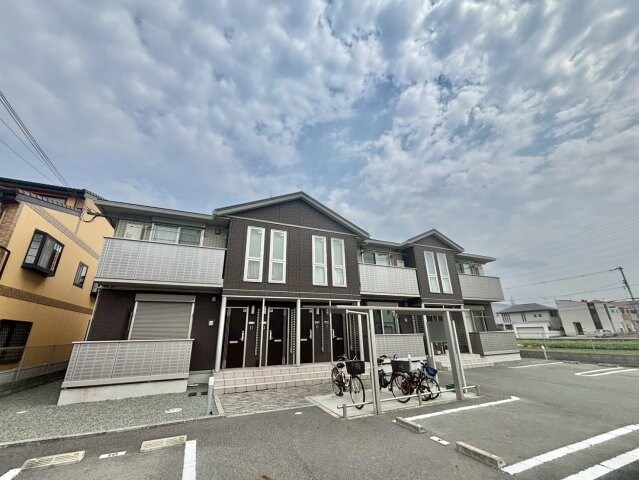 ルミエールの物件外観写真