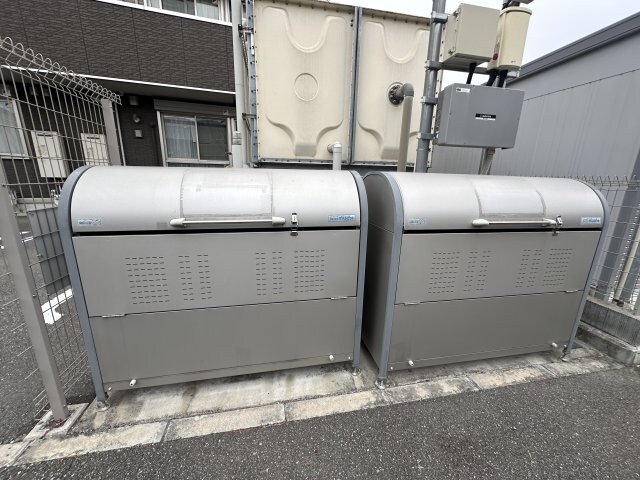 ラフィーネ亀山の物件内観写真