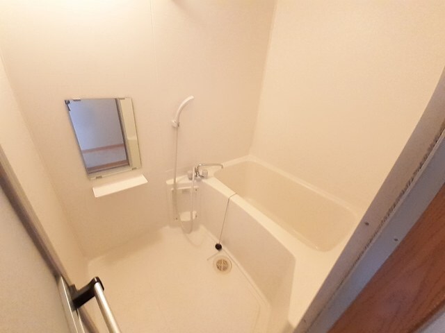 ヴァンヴェールAの物件内観写真