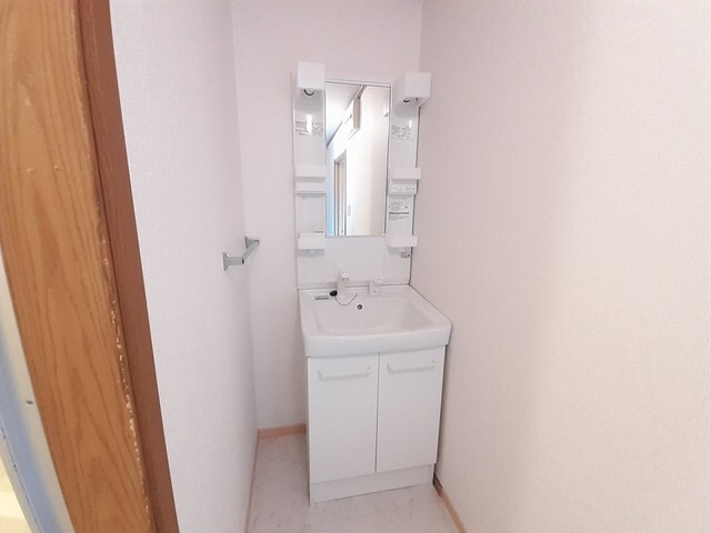 ヴァンヴェールAの物件内観写真