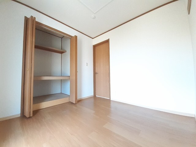 ヴァンヴェールAの物件内観写真