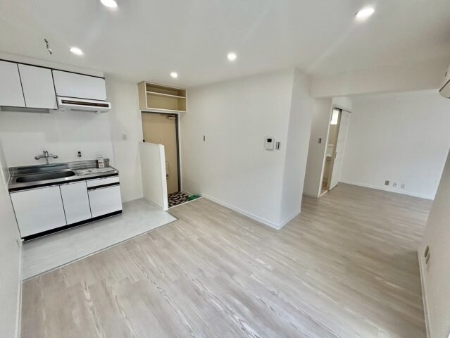 白国弘友ハイツの物件内観写真