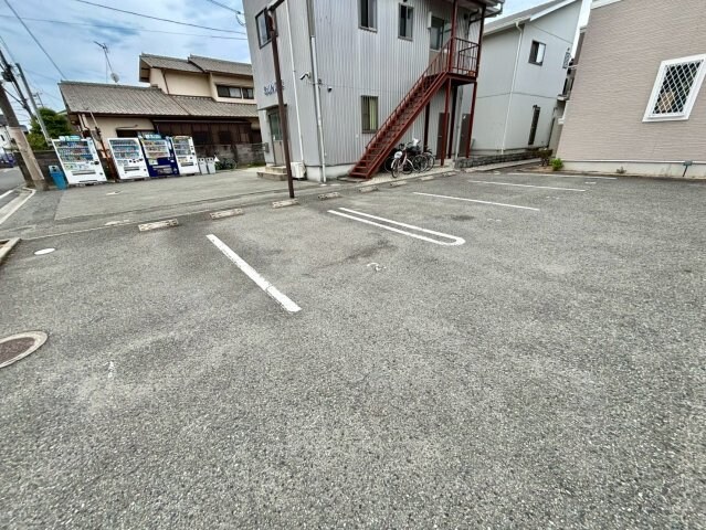 プリムローズ・コートの物件外観写真