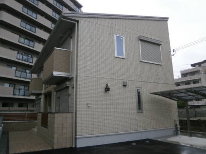 ラ・メゾン・ド・ハセナカの物件外観写真