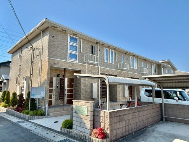 シャルマン・ドミールの物件外観写真