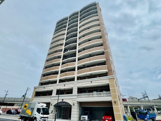 Luxe姫路の物件外観写真