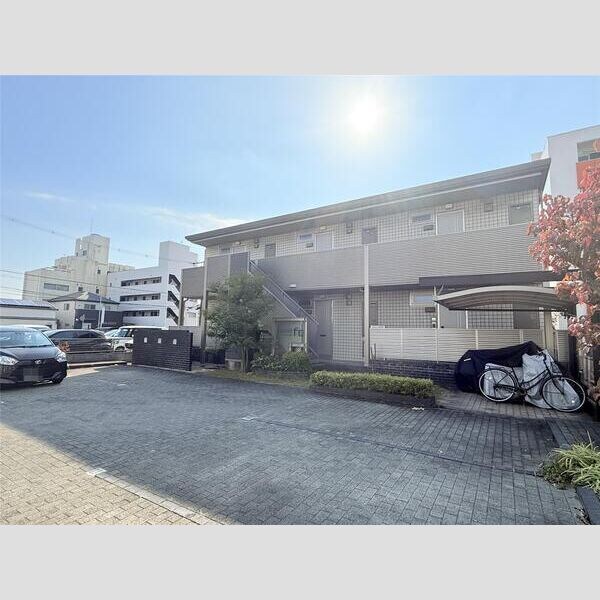 レトアFCの物件外観写真