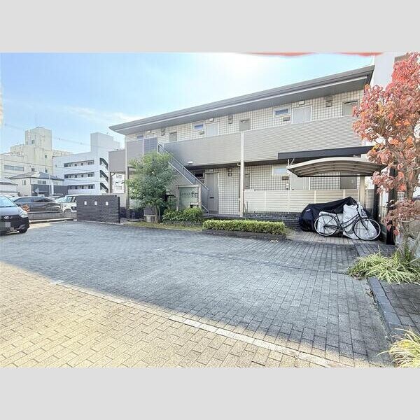 レトアFCの物件外観写真